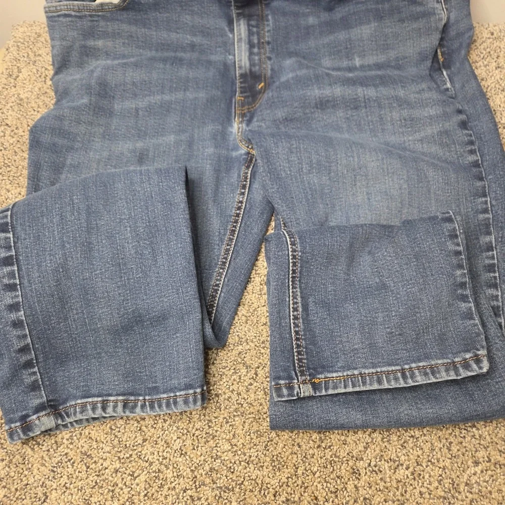 Levis‎ 541 Athletic Taper Mens Blue Jeans 42x32 Medium Wash Stretch Denim